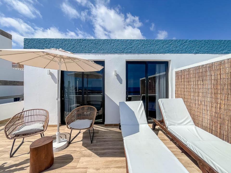 Luxury with heated pool IV *