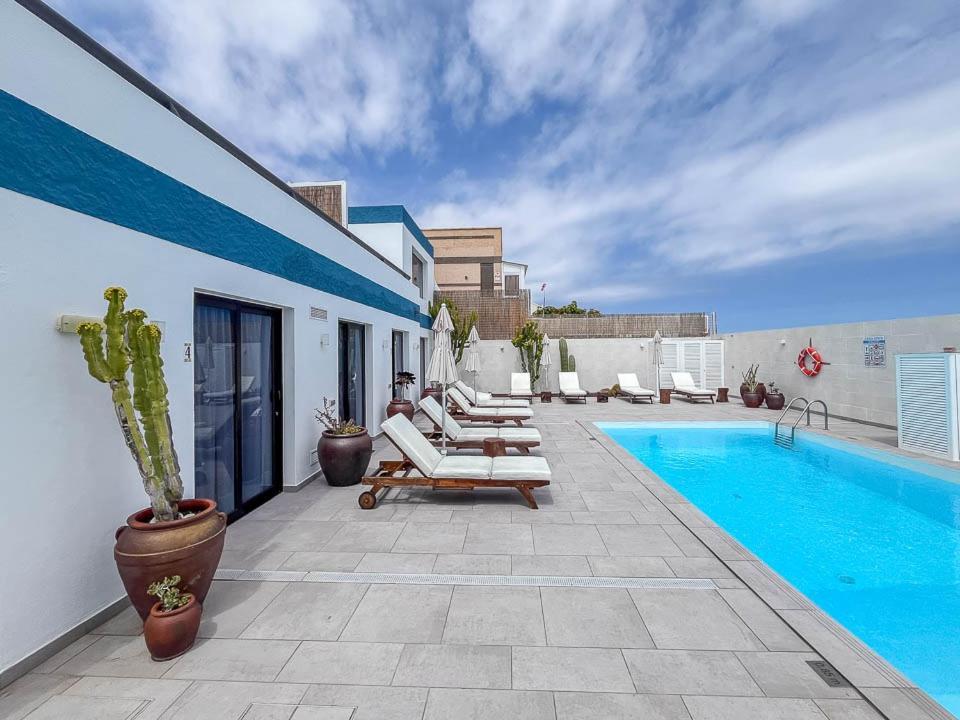Apartament Luxury with heated pool IV