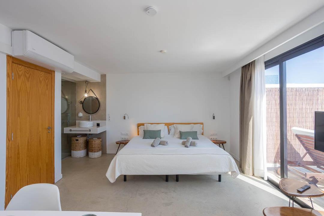 Apartament Luxury with heated pool IV *